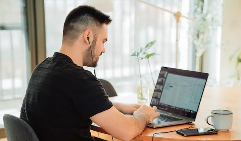 FixHR Human Resources Agreements